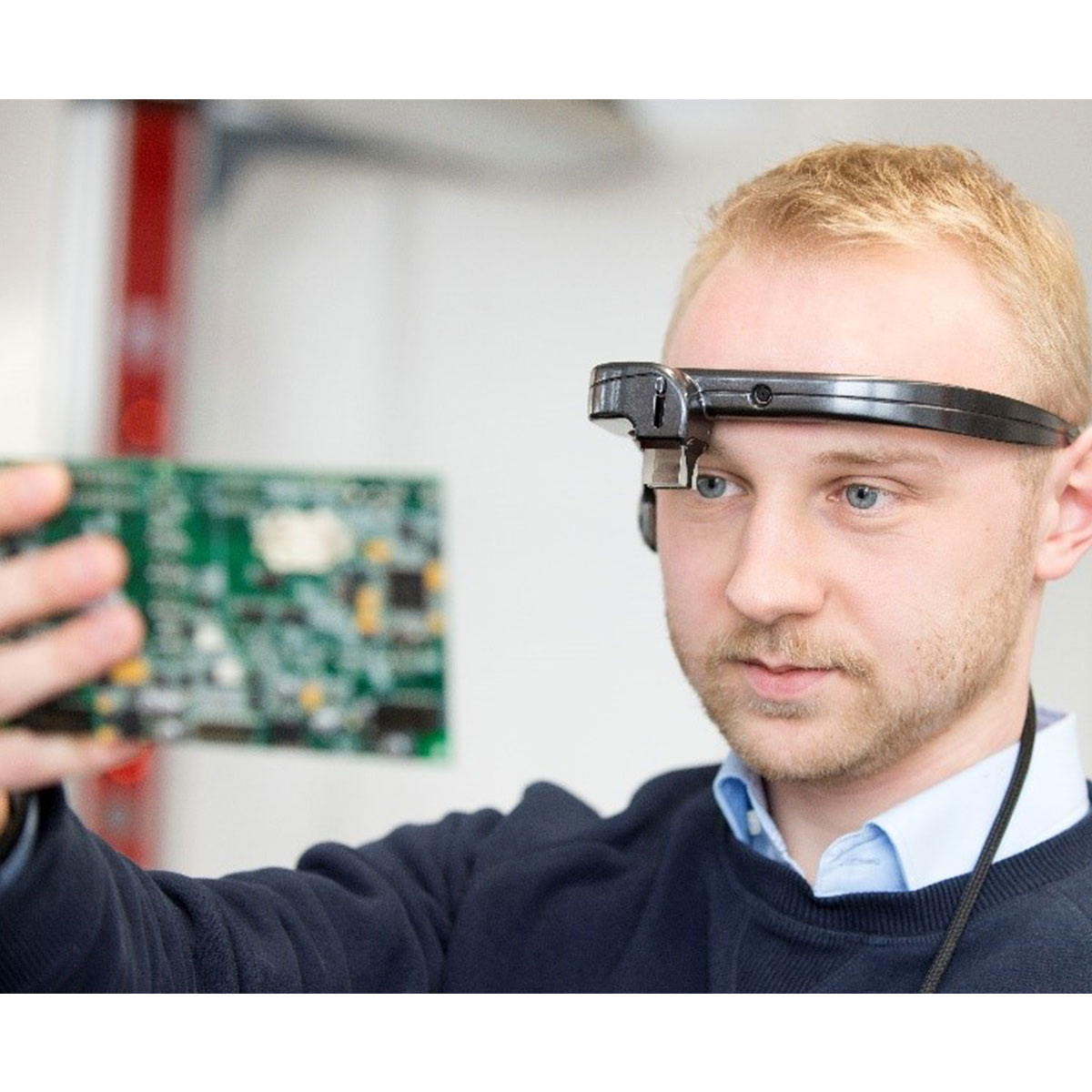 Digitale Assistenten gestalten Arbeitswelt der Zukunft
