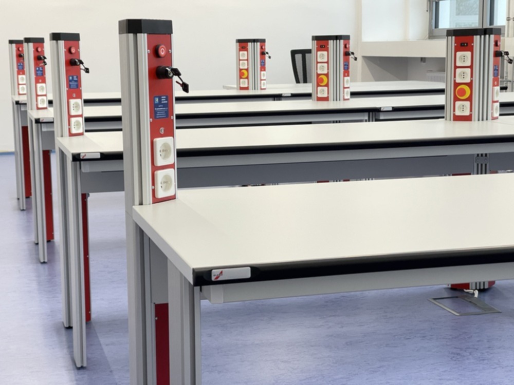 Universität Zilina erhält Primus One 1
