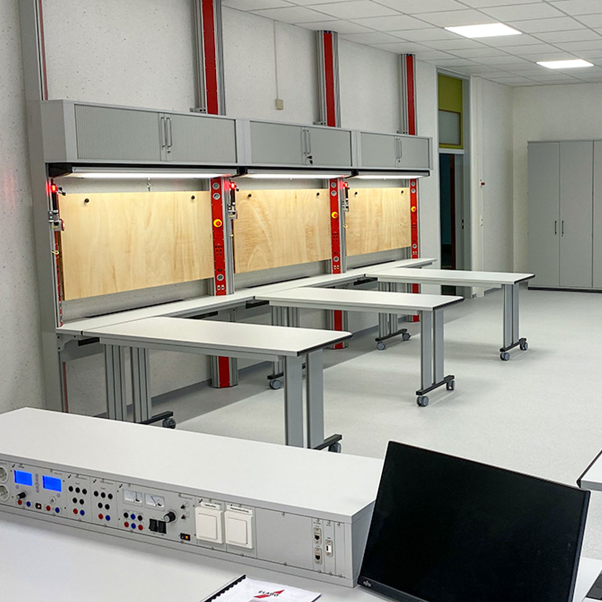 Modernes Elektrolabor Cochem 1